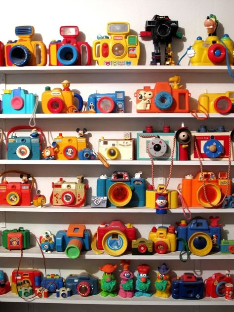 Photographic Memory, Toy Display, Designer Toys, Retro Toys, Dream Decor, Bits And Bobs, Kitsch, R A, Vintage Toys