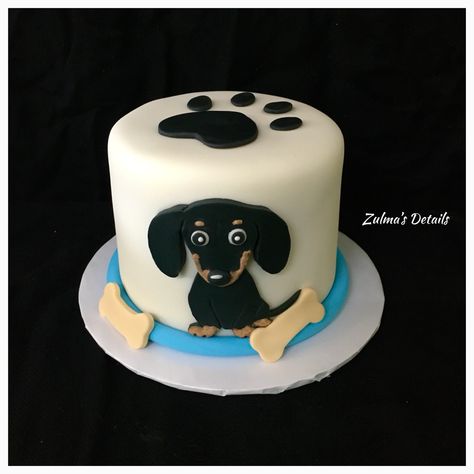 Weenie Dog Cakes Dachshund, Weenie Dog Cake, Dachshund Cake Topper, Cake Designs For Dogs, Sausage Dog Cake Dachshund, Dachshund Cake Ideas, Wiener Dog Cake, Dachshund Birthday Cake, Dog Cakes Design