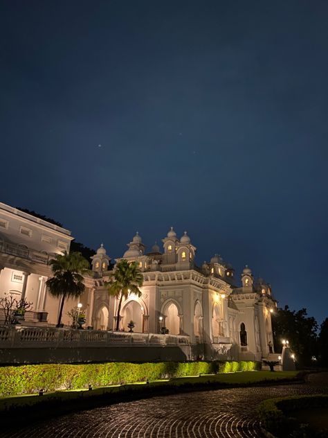 Hyderabadi Aesthetic, Hyderabad Aesthetic, Taj Falaknuma Palace, Hyderabad City, India Aesthetic, Punjabi Culture, Maximum Ride, Castle Aesthetic, Classic House Design