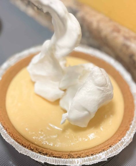 Old Fashioned Lemon Icebox Pie - Copycat Edwards Lemon Meringue Pie, Old Fashion Lemon Meringue Pie, Lemon Ice Box Pie Recipe Eagle Brand, Lemonade Pie No Bake Condensed Milk, Lemon Icebox Pie Eagle Brand, Ice Box Pie Recipes, Eagle Brand Lemon Pie, Ice Box Lemon Pie, Icebox Lemon Pie