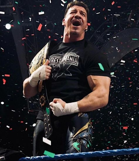 Wwe Eddie Guerrero, Pro Wrestling Wallpaper, Eddie Guerrero Wallpaper, Wwe 2000s, Wwe Pfp, Wrestling Photography, Wrestling Aesthetic, Bloodline Wwe, Best Wwe Wrestlers