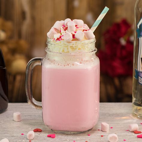 Chocolate Cocktail Recipes, Easy Pina Colada Recipe, Pink Hot Chocolate, Hot Chocolate Cocktail, White Chocolate Liqueur, Hot Chocolate Milk, Valentine's Party, Hot Chocolate Bar, Pink Bar