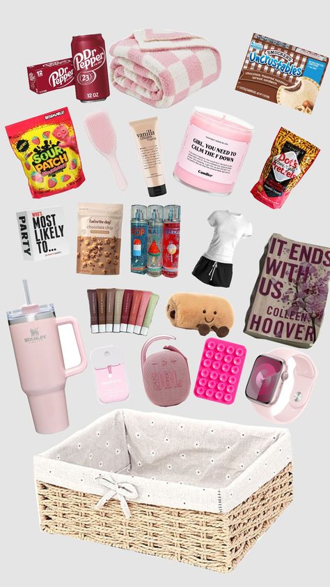 gift basket inspo Y2k Gift Basket, Things To Put In A Gift Basket For Best Friend, Cute Baskets For Best Friend, But Basket, Gf Gift Basket, Cute Basket Ideas, Bur Basket, Smuckers Uncrustables, Brr Basket