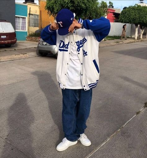 Dodgers Outfit Men, Dodger Jersey Outfit, Gangsta Style Men, Cholo Aesthetic, Rap Clothes, Dodgers Outfit, Gangster Outfit, Look Hip Hop, Looks Hip Hop