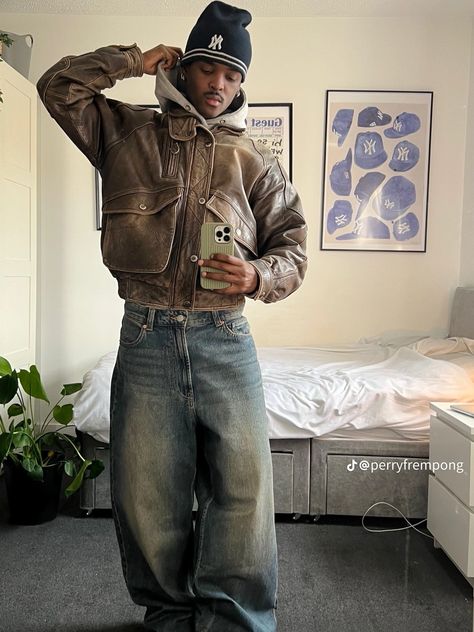 Baggie Jeans Outfit, Baggy Jeans Outfits, Loafers Boots, Baggy Jeans Outfit, Guy Fits, Loafers Outfit, Aesthetic Outfits Men, Streetwear Fits, Men Street Fashion