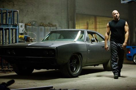 Pin for Later: The Fast and the Furious Nostalgia: Go Back to the Beginning With These Pictures Fast Five (2011) Dodge Charger 1970, Fast & Furious 5, Coolest Cars, Dominic Toretto, Fast Five, Furious Movie, Dodge Charger Rt, Charger Rt, Nissan Gt