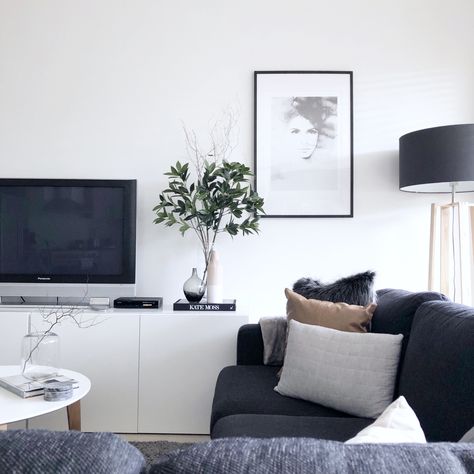 Monochrome Living Room With Pop Of Color, Monochrome Aesthetic Home, Monochrome Lounge Room, Living Room Monochrome, Monochrome Contemporary Living Room, Soft Monochrome Interior, Dark Lounge, Monochrome House, Industrial Lounge