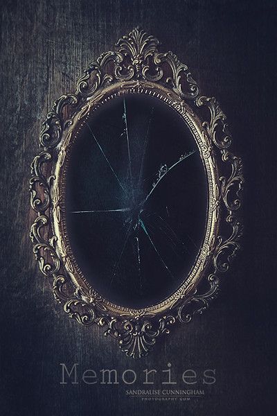 Mirror Tattoos, Cracked Mirror, Shattered Mirror, Mirror Drawings, Dark Mirror, Arte Peculiar, Old Mirror, Broken Mirror, Ornate Mirror