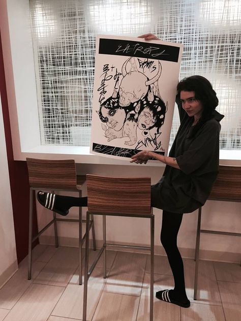 Grimes // Claire Boucher ~ Okay Claire You can Stop!, What else are you good at god damit?! Grimes Artwork, Claire Boucher, Contemporary Music, Bleachers, Sign Printing, Online Magazine, Art Studios, Art Sketchbook, Music Bands