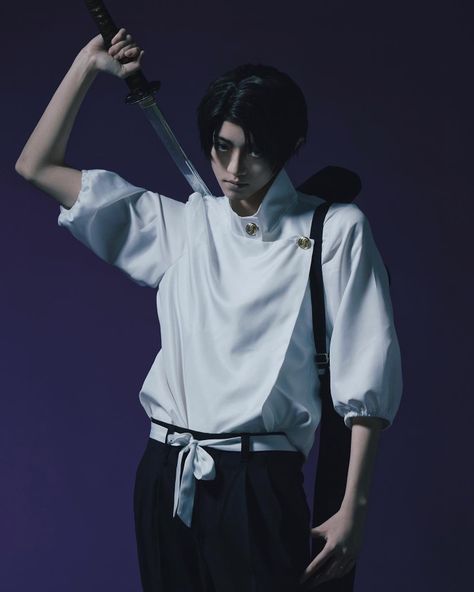 Inuyasha Cosplay, Yuta Okkotsu, Concept Ideas, Male Cosplay, Human Poses Reference, Hero Wallpaper, Human Poses, Literature Art, Male Poses