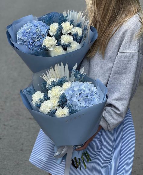 Luxury Flower Arrangement, Ribbon Flowers Bouquet, Luxury Flower Bouquets, Prettiest Bouquet, Hydrangea Bouquet, Boquette Flowers, Flower Gift Ideas, Flowers Bouquet Gift, Nothing But Flowers