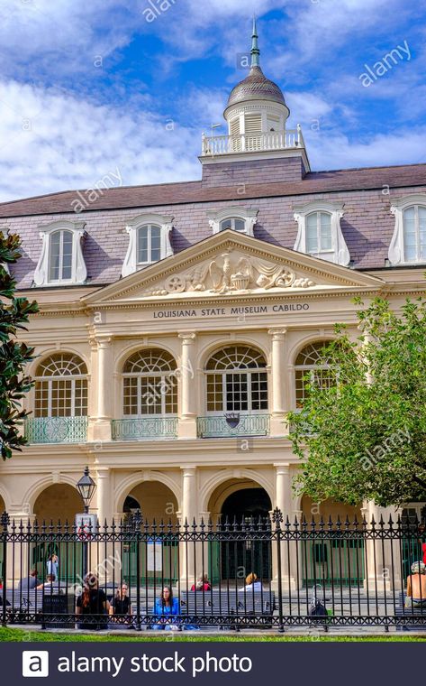 Download this stock image: The Cabildo, Louisiana State Museum Cabildo building, Jackson Square, New Orleans French Quarter New Orleans, Louisiana, USA - 2AYJHNT from Alamy's library of millions of high resolution stock photos, illustrations and vectors. New Orleans Buildings, New Orleans Library, Sims 4 New Orleans, New Orleans Bar, New Orleans Library Exterior, French Quarter Architecture, New Orleans Bars, New Orleans Apartment, Jackson Square New Orleans