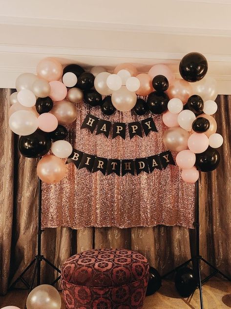 23rd Birthday Decorations, Gold Birthday Party Decorations, Surprise Birthday Decorations, 18th Birthday Party Themes, Rose Gold Party Decor, 18th Birthday Decorations, 16th Birthday Decorations, Simple Birthday Decorations, 21st Birthday Decorations