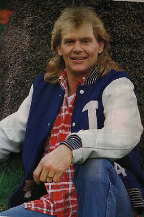 johnny farnham John Farnham, Best Singers, Music People, Music Legends, I Love Him, Love Him, Singers, The Whole, How To Look Better