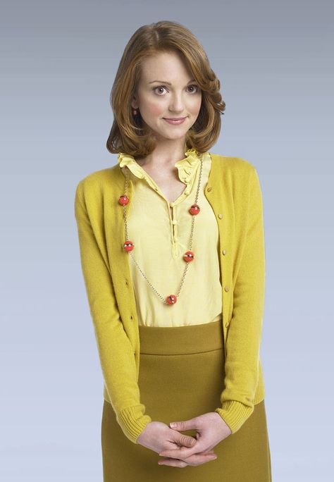 Fashion from Glee: How to Dress Like Your Favorite Glee Girl Emma Pillsbury, Jayma Mays, Glee Fashion, Preppy Dresses, Green Collection, Classic Cardigan, Casual Cardigans, Yellow Top, Mellow Yellow