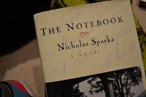 <3 The Notebook Nicholas Sparks, Nicholas Sparks, The Notebook, Reading Corner, Beautiful Stories, About Love, Good Movies, Favorite Books, Book Worth Reading