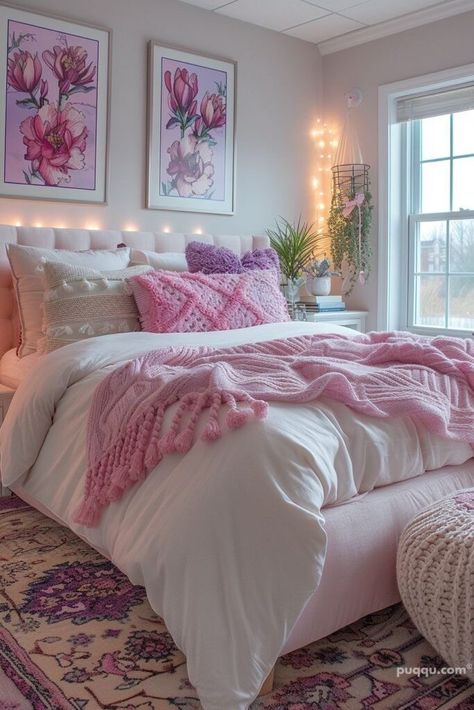 Home Decor Ideas Pink, Girly House, Apartment Simple, Color Bedroom, Girly Apartment Decor, College Apartment Decor, Future Apartment Decor, Dorm Room Inspiration, Casa Vintage