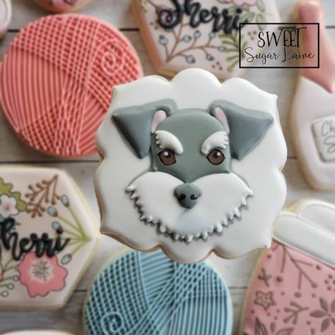 Schnauzer Cookies Decorated, Schnauzer Cookies, Animals Cookies, Valentines Day Sugar Cookies, Cupcakes Ideas, Dog Xmas, Sugar Cookie Royal Icing, Cookie Time, Fancy Cookies