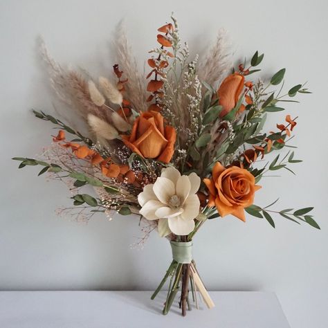 Orange Fall Bouquet, Burnt Orange Wildflower Bouquet, Fall Pampas Bouquet, Rust Bridesmaid Dress With Flowers, Bridal Bouquet With Mums, Terracotta Wildflower Bouquet, Fall Bridal Bouquet October Rustic, Terracotta Bridal Bouquet Boho, Fall Flowers Decor