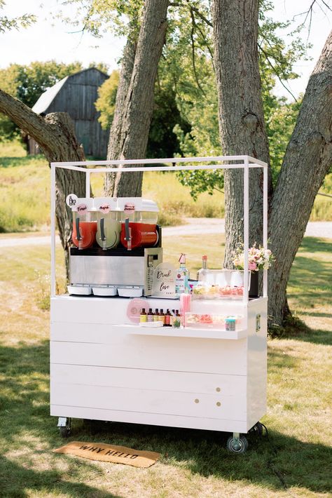 Brewdog Bar, Cocktail Stand, Wedding Bar Cart, Flower Booth, Lemonade Business, Events Booth, Bar Cart Inspo, Bar Cart Inspiration, Cafe Catering