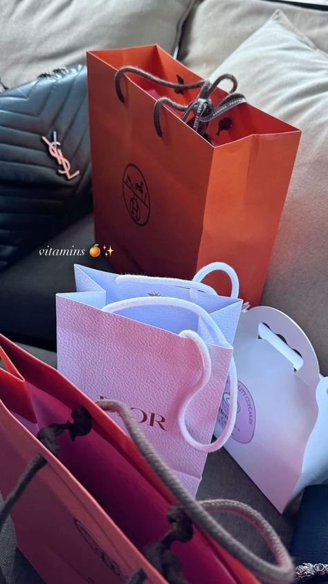 Designer Shopping Bags, Money Rich, Designer Shopping, Rich Money, Ysl Beauty, Orange Boxes, Rich Lifestyle, Photoshoot Inspo, Bags Aesthetic