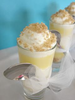 The Royal Cook: Mini Lemon Parfaits Microwave Lemon Curd, Lemon Parfait, Parfait Cups, Dessert Shooters, Parfait Desserts, Dessert Shots, Dessert In A Jar, No Calorie Snacks, Lemon Pudding