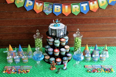 Skylander Birthday Party with FREE printables Skylanders Birthday Cake, Skylanders Birthday Party, Skylanders Birthday, Skylanders Swap Force, Skylanders Party, Happy Birthday Cake Pictures, Slumber Party Games, Rainbow Birthday Cake, Monster High Party