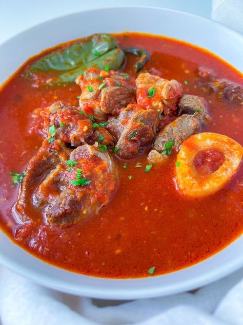 Authentic Italian Tomato Sauce (Sugo) Authentic Italian Tomato Sauce, Sugo Sauce, Bread Cutlet, The Modern Nonna, Modern Nonna, Parmesan Chicken Wings, Garlic Parmesan Chicken Wings, Italian Tomato Sauce, How To Make Pesto