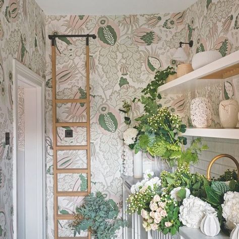 Christopher Farr Cloth on Instagram: "With the arrival of the Spring Equinox, we look forward to the days getting longer and warmer. This stunning room design created by @laurabutlermadden is brimming with life. The plants and beautifully cut flowers echo the colours found in the wallpaper. Wallpaper | Carnival in olive Photograph by @butlermadden. #christopherfarrcloth #wallpaperideas #wallpaperinspo #wallcoveringideas #interiordesign #interiorinspiration #interiordetails #interiorstyling Rooms With Wallpaper, Utility Room Inspiration, Hallway Utility, Mothers Daughter, Georgian Kitchen, Utility Ideas, Boot Rooms, Laundry Garage, London Interiors