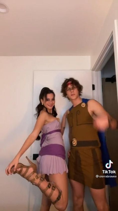 Marvel Womens Costume, Bad And Boujee Halloween Costume, Halloween Couple Costumes 2022, Hallowen Costume Couple, Hot Couples Halloween Costume Ideas, Halloween Costumes Classic, Hot Group Halloween Costumes, Couple Halloween Costumes 2022, Megara And Hercules