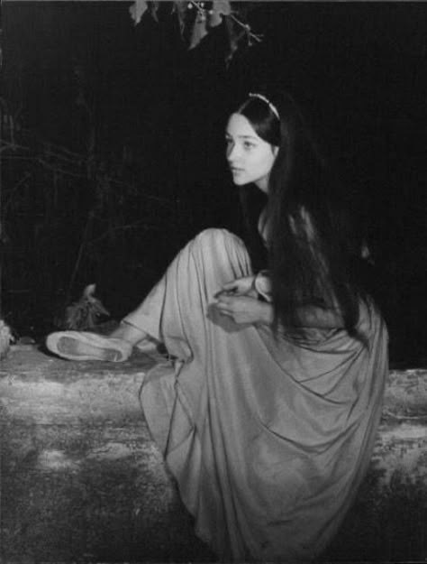 Olivia Hussey Leonard Whiting, Juliet Capulet, Olivia Hussey, Liv Tyler, Megan Fox, Brigitte Bardot, William Shakespeare, Romeo And Juliet, Narnia