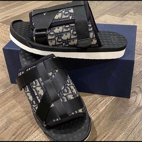 Dior Slides Louis Vuitton Slides, Dior Slides, Dior Outfit, Bape Hoodie, Drip Outfit Men, Men Slides, Dior Sandals, Y2k Men, Fresh Shoes