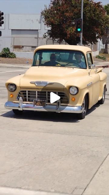 AutotopiaLA on Instagram: "⚠️1,000HP TWIN TURBO⚠️ ‘55 Chevy throwing down! the @hoodmusclecars guys sure know how to scare us! #turbo #twinturbo #turbocharged #turbodiesel #power #shifting #americanmuscle #trucks #truck #chevytrucks #chevy #v8 #v8biturbo #racing #1320 #drift #burnout #trucklife #classiccars #cars #hood" 55 Chevy Truck, Studebaker Cars, Trucking Life, 55 Chevy, Funny Images Laughter, Twin Turbo, Chevy Trucks, Funny Images, Chevy