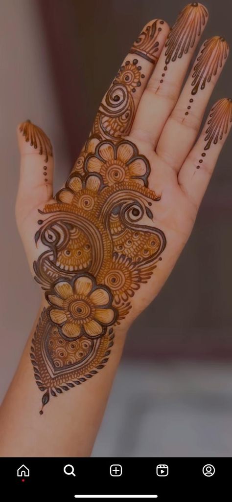 Palm Mehndi Design Karwachauth, Mehendi Designs For Inside Hands, Latest Karwa Chauth Mehndi Designs, Mehandi Designs Inside Hand, Henna Inside Hand, Diwali Mehandi Designs, Arebic Mhendi, Palm Mehndi Design Unique, Diwali Mehandi