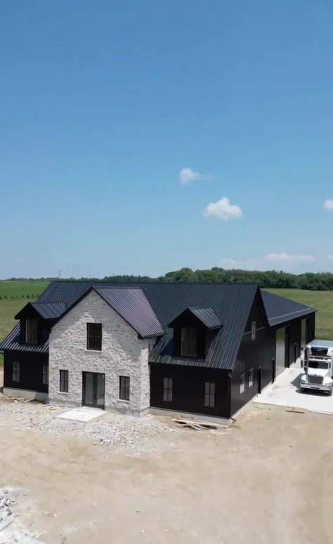 Black Barndominium With Rock, Barndominium Black Exterior, Black Barndominium Exterior With Stone, Barndominium Design Ideas, Barndominium Ideas With Basement, Small Black Barndominium, House With Shop Attached, Rustic Barndominium Interior, Modern Barndominium Exterior