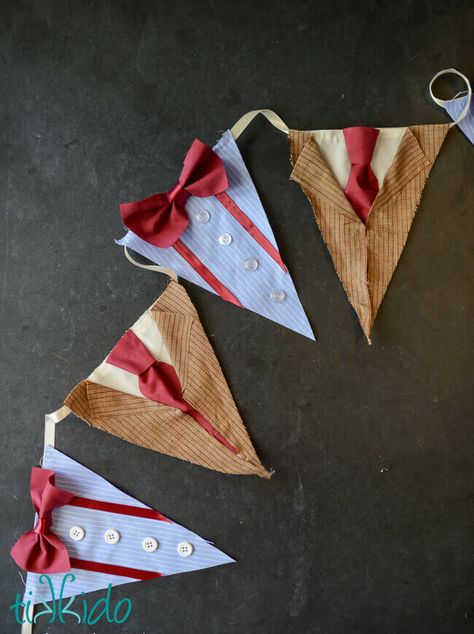 Doctor Who 10th and 11th Doctor Party Bunting Tutorial Dr Who Themed Party, Doctor Who Party Decorations, Doctor Who Party Ideas, 10th And 11th Doctor, Doctor Who Baby, Doctor Who Birthday, Dr Who Party, Nerd Party, Doctor Who Craft