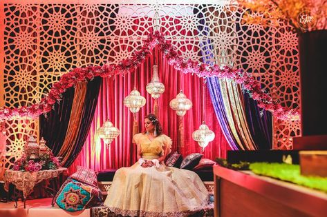 Mehendi Decor, Moroccan Theme, Booth Wedding, Dubai Wedding, Best Prom Dresses, Wedding Entrance, Indian Wedding Photos, Wedding Register, Wedding Rituals