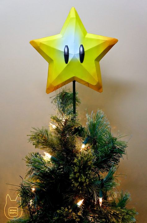 Paperkraft.net - Free Papercraft, Paper Model, & Papertoy: Super Star Christmas Tree Topper Papercraft Playroom Christmas, Mario Star, Geek Christmas, Star Christmas Tree, Christmas Topper, Power Star, Star Tree, Diy Tree, Fun Christmas Decorations