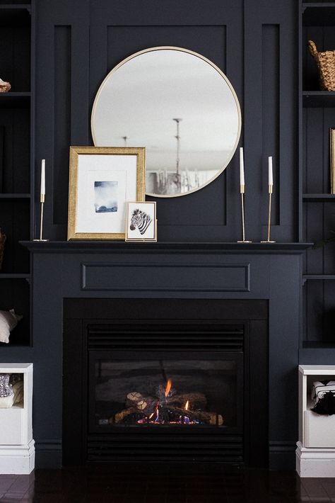 Beautiful ideas and inspiration that feature accent walls with fireplaces as part of the design. Which idea will be perfect for your living room? Black Fireplace Wall, Salon Art Deco, Fireplace Accent Walls, Black Feature Wall, Paint Fireplace, Black Fireplace, Deco Originale, Fireplace Remodel, Wallpaper Accent Wall