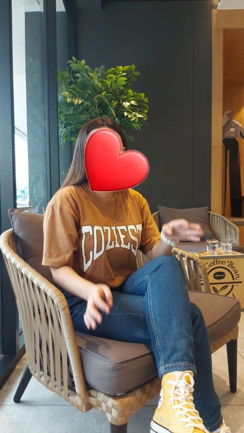 Brown Arc shirt from COZIEST Pants from SHOPEE Sunflower chucks from CONVERSE Coffee Date Outfit, Coffee Date Outfits, Cozy Pants, Date Outfit, Coffee Date, Date Outfits, Coffee Beans, Sunflower, Converse