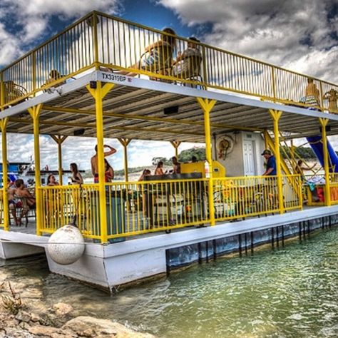 Party Barge Houseboat Ideas, Pontoon Boat Furniture, Duck Boat Blind, Party Boats, Barge Boat, Floating Raft, Party Barge, Boats Yachts, Party Boat