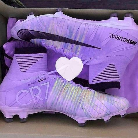 Best Football Shoes, Pink Soccer Cleats, Womens Soccer Cleats, Cool Football Boots, Best Soccer Cleats, Girls Soccer Cleats, Best Soccer Shoes, Nike Soccer Cleats, Rugby Boots