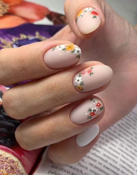 Short Nails Design Ideas, Nails For Short Nails, Short Nails Design, Nail Flower, Nails Design Ideas, Floral Nail Designs, Floral Nail Art, Manicure Nails, Bride Nails