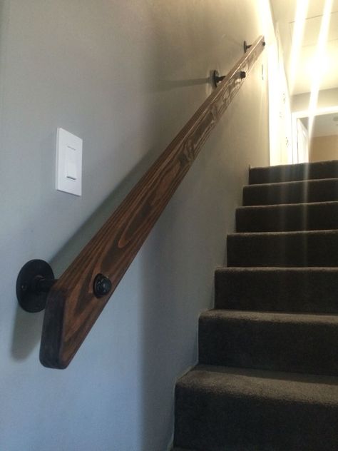 Pipe and wood hand rail made from scratch. Diy Stair Railing, Basement Stairs Ideas, Rustic Stairs, Modern Stair Railing, Stair Rail, Stair Remodel, Stair Case, Stair Handrail, Basement Stairs