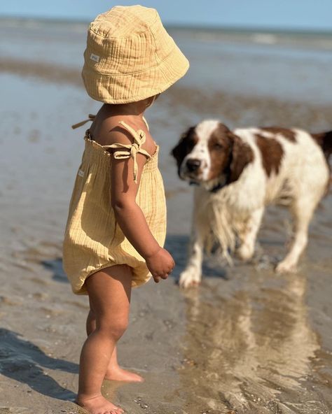 organic zoo (@organiczoo) • Instagram photos and videos Aesthetic Kids Clothes, Baby Outfits Aesthetic, Aesthetic Baby Clothes, Baby Summer Outfits, Summer Baby Photos, Baby Summer Clothes, Baby Fashion Summer, Cute Bucket Hat, Summer Magic