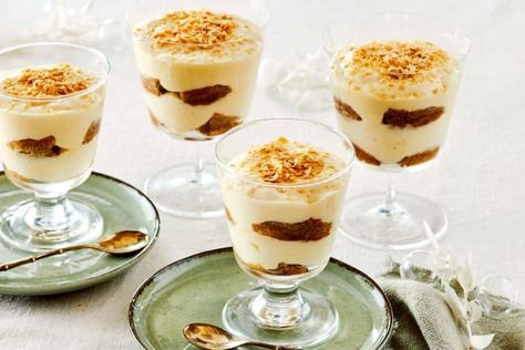 Maple Tiramisu Cups Maple Tiramisu, February Recipes, Turkey Roulade, Tiramisu Cups, Caramel Pecan Cheesecake, Spicy Chocolate, Braised Cabbage, Canadian Women, Caramel Desserts