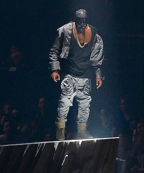 Kanye Fits, Kanye Style, Yeezus Kanye, Yeezus Tour, Kanye Fashion, Dystopian Fashion, Fashion Men Streetwear, Street Fashion Men, Concept Clothing