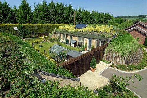 Survival Prep, Earth Sheltered Homes, Sea Container Homes, Casa Hobbit, Sheltered Housing, Earthship Home, Earth Sheltered, Underground Bunker, Building A Container Home