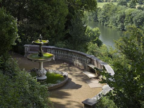 Body Of Water, Chateau France, Town And Country, Pretty Places, Green Aesthetic, Dream Garden, Garden Bridge, Future House, Secret Garden