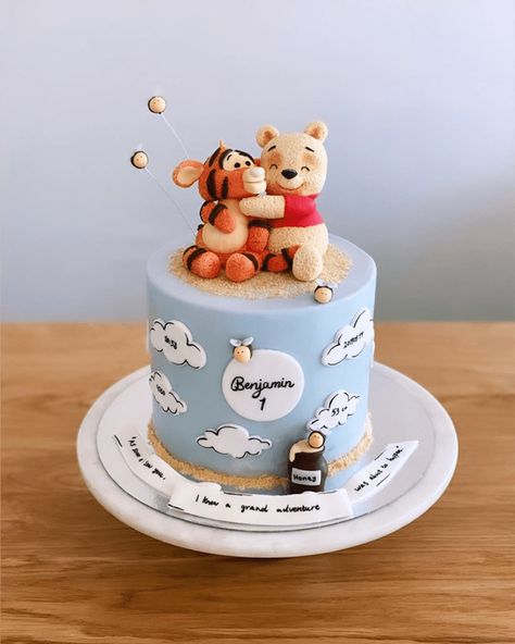 Winnie The Pooh 1st Birthday Cake, Birthday Cake Winnie The Pooh, Winnie The Pooh Cake Ideas, Winnie The Pooh Baby Shower Cake, 1st Birthday Cake Boy, Winnie Pooh Cake, 1st Birthday Boy Cake, Winnie The Pooh Birthday Cake, Pooh Birthday Cake